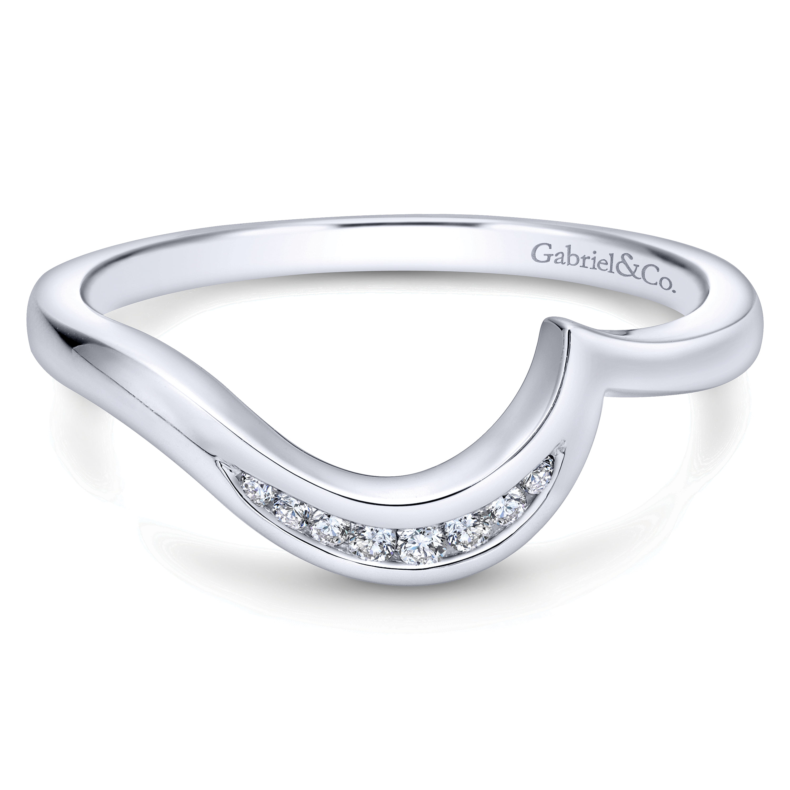 14k White Gold Diamond Curved 14k White Gold Diamond Curved
