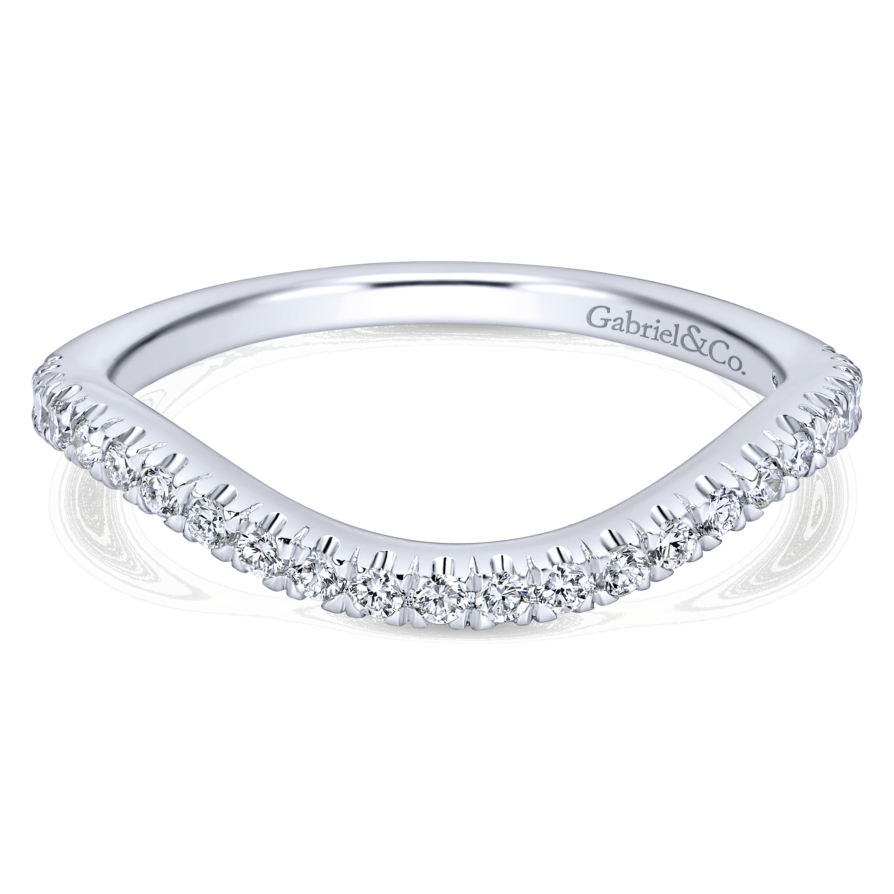 18k White Gold Diamond Curved 18k White Gold Diamond Curved