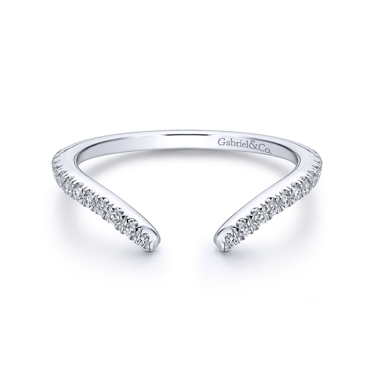 18k White Gold Diamond Curved 18k White Gold Diamond Curved