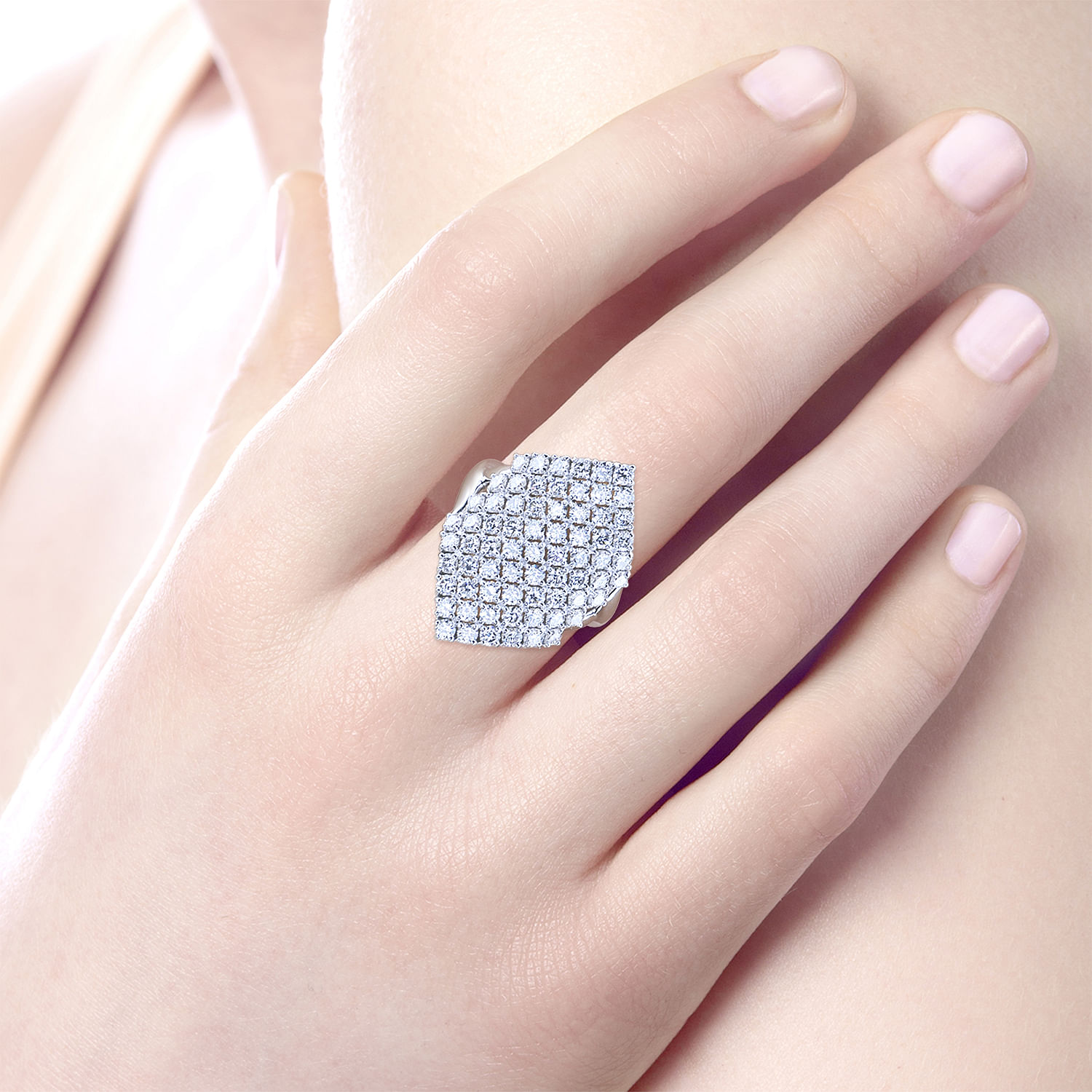 18k White Gold Diamond Fashion Ladies 18k White Gold Diamond Fashion Ladies