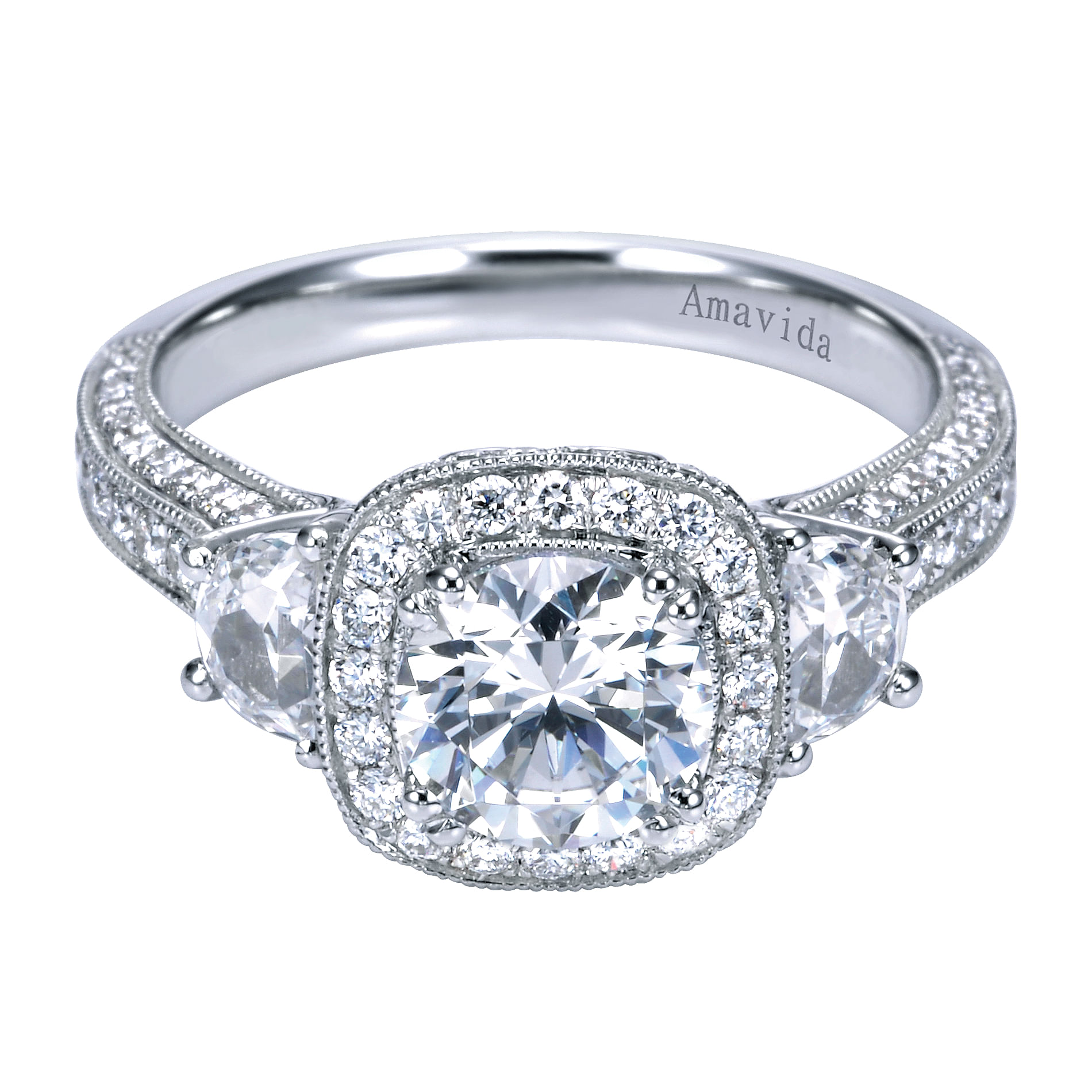 Vintage 18k White Gold Round 3 Stones halo Vintage 18k White Gold Round 3 Stones halo