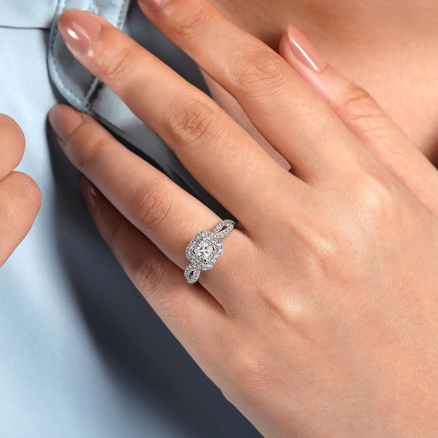 Princess cushion store cut engagement rings